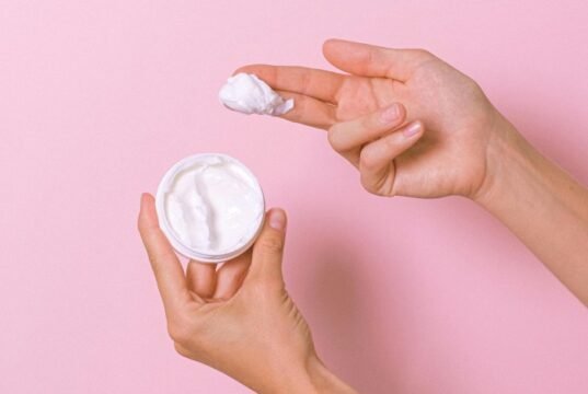 Истината за кремове, мазила и „бабини рецепти“: Могат ли наистина да излекуват разширени вени? крем за разширени вени